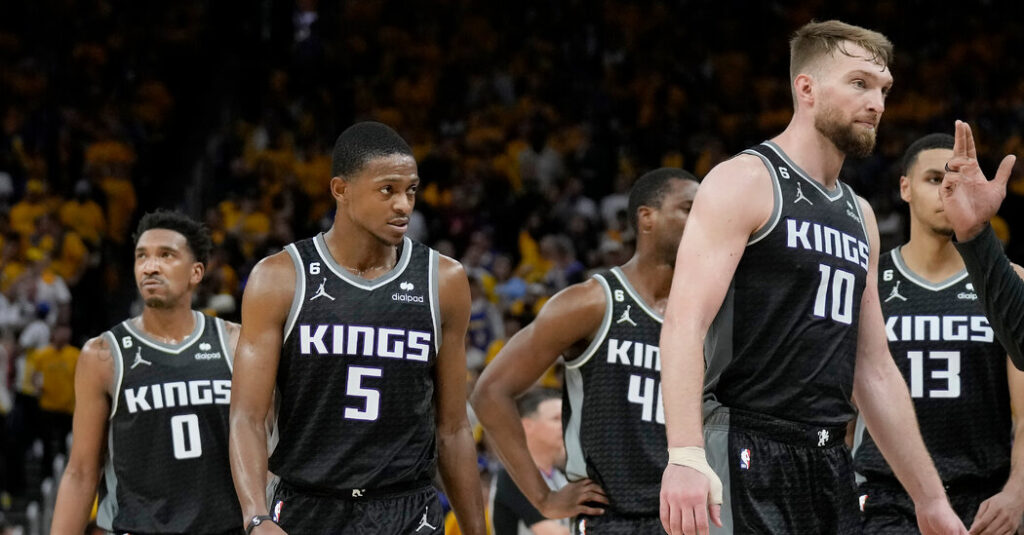 A Decade After Sacramento Showed Up for the Kings, the Kings Return the Favor