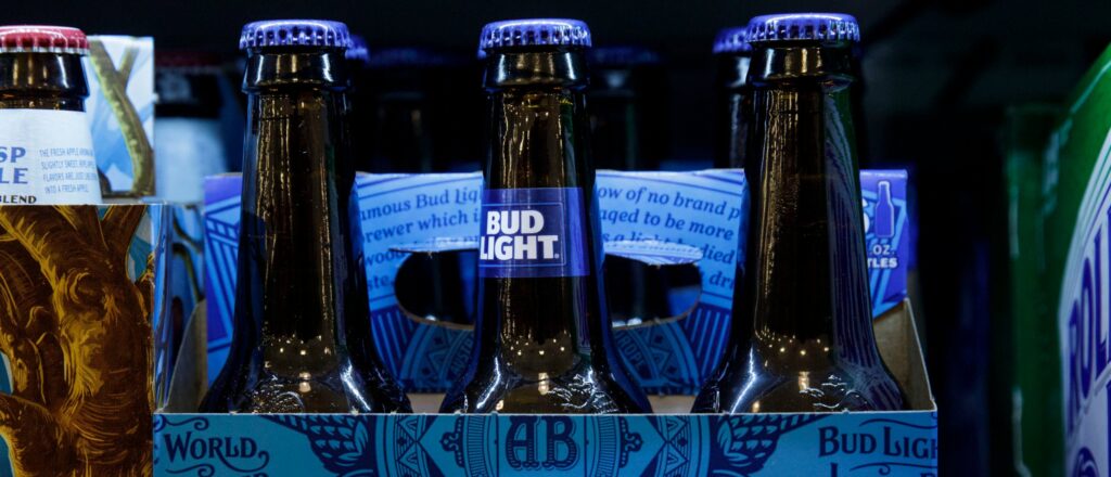 Budweiser And Bud Light Losing Market Share In U.S. As Craft Beer Continues Gain In Popularity