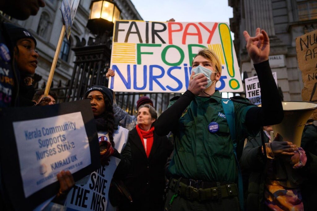 England’s Nurses To Cut Strike Short After Legal Battle