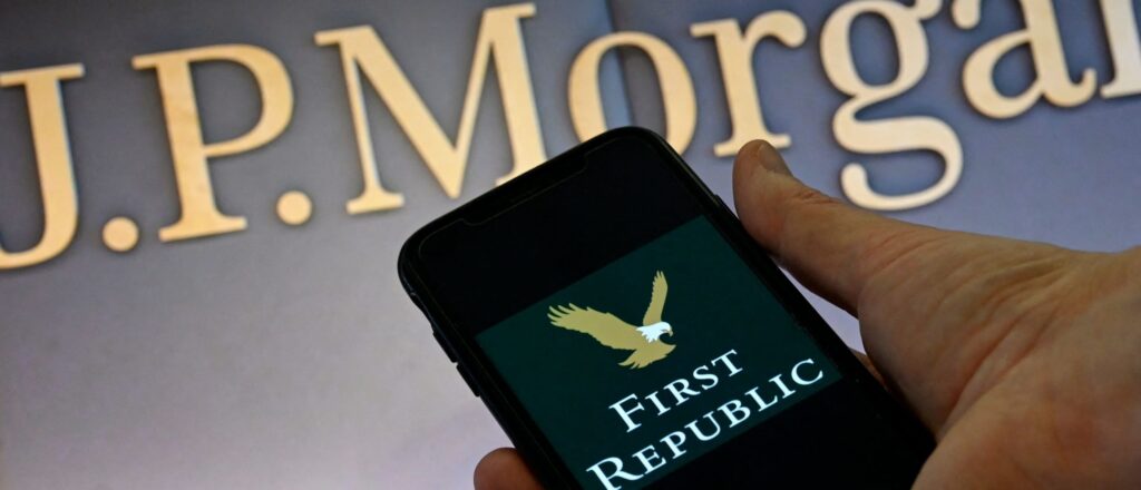 US-ECONOMY-BANKING-FIRSTREPUBLIC