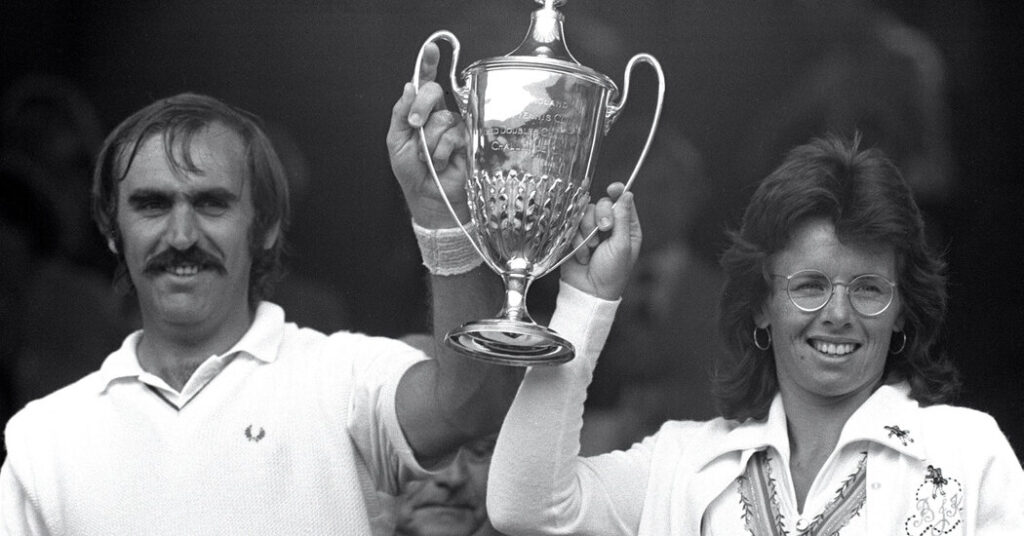 Owen Davidson, Who Won 8 Grand Slams With Billie Jean King, Dies at 79