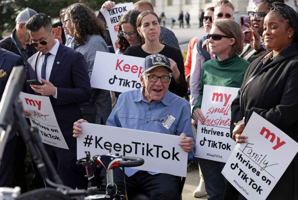 US-China-internet-technology-telecoms-politics-computers-wireles