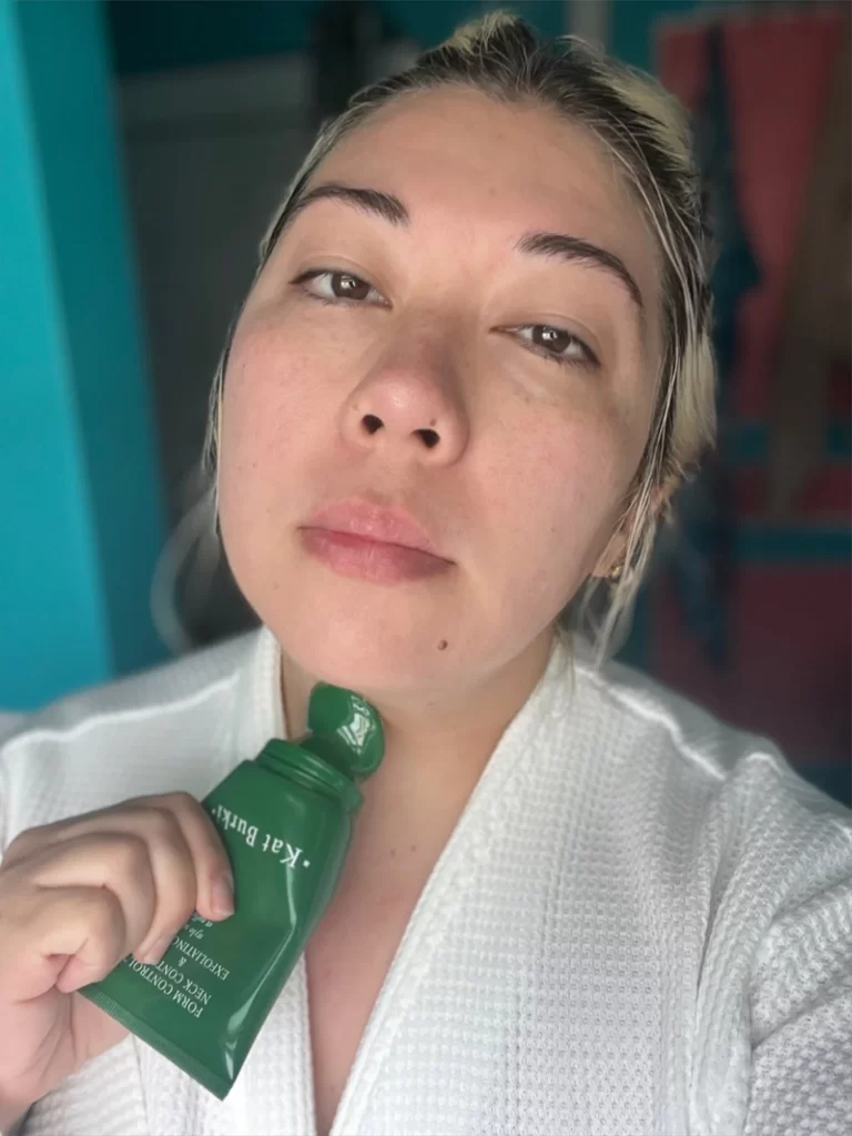 An Honest Review of Kat Burki Form Control Neck Contour and Exfoliating Pen