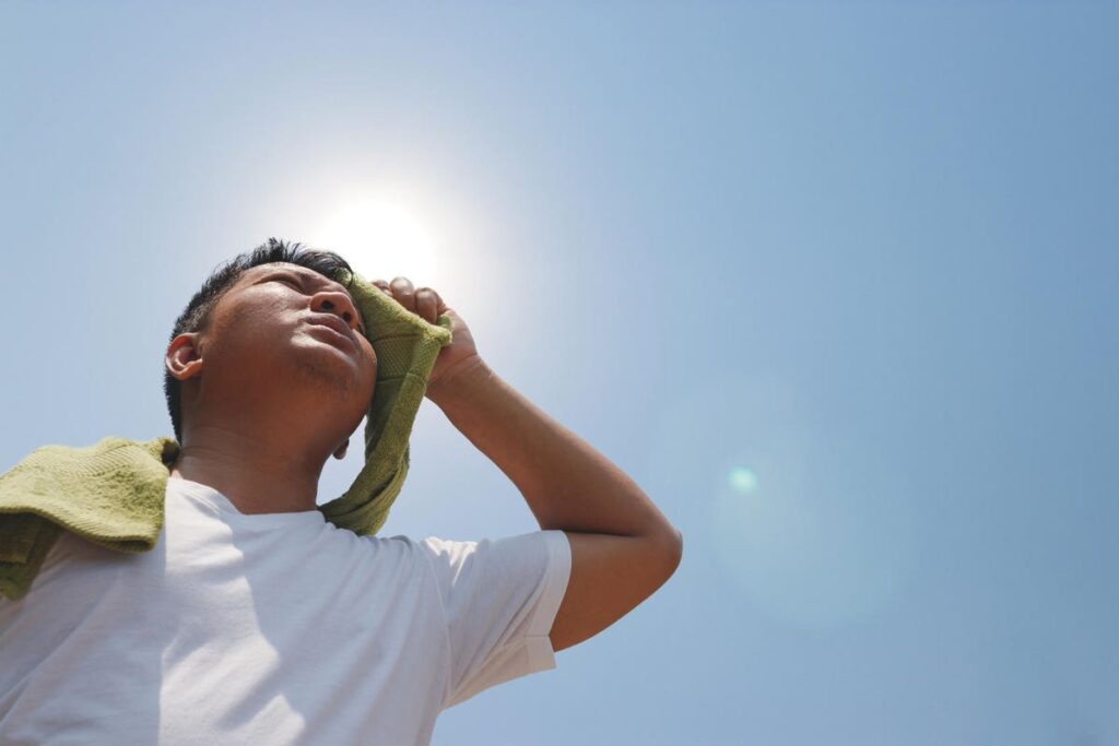 How To Avoid Heat Stroke During This Scorcher Of A Summer