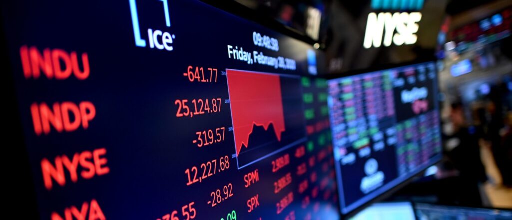 US-ECONOMY-NYSE-markets-market