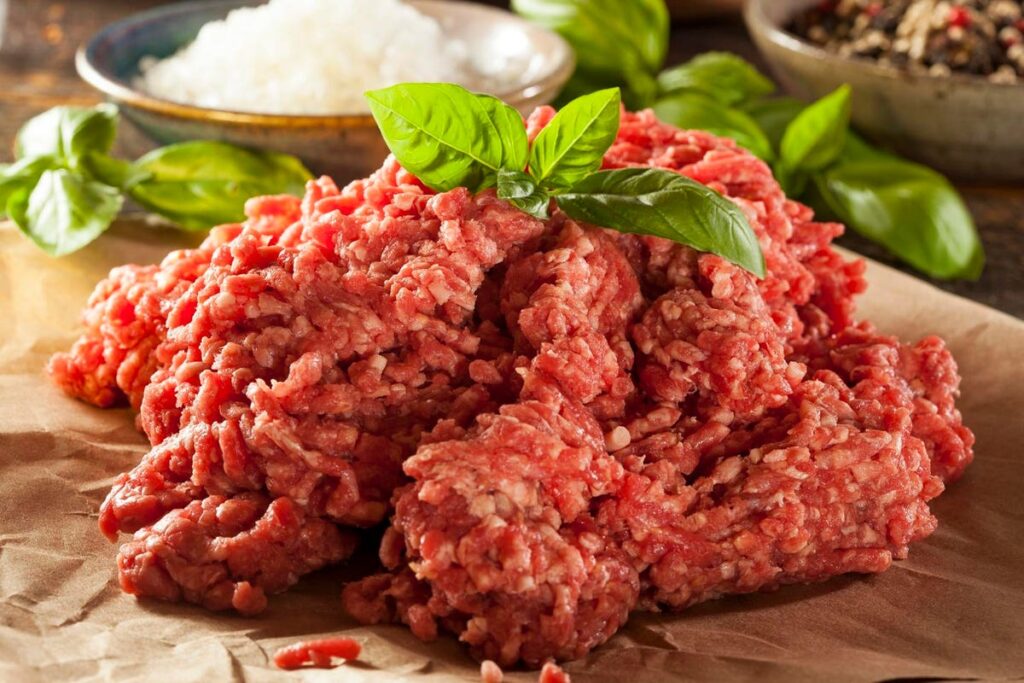 Salmonella Outbreak Linked To Ground Beef Leaves 26 Ill In Illinois