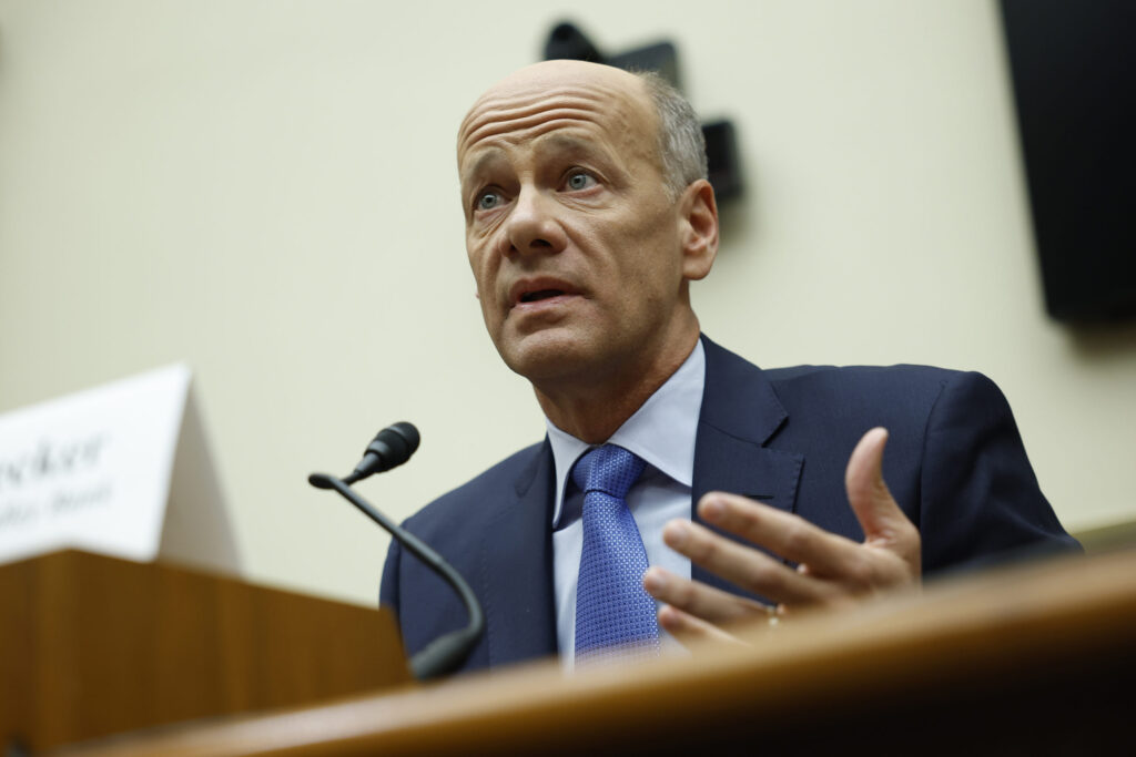 Senate Banking Committee Examines Financial Regulations In Wake Of Recent Bank Failures