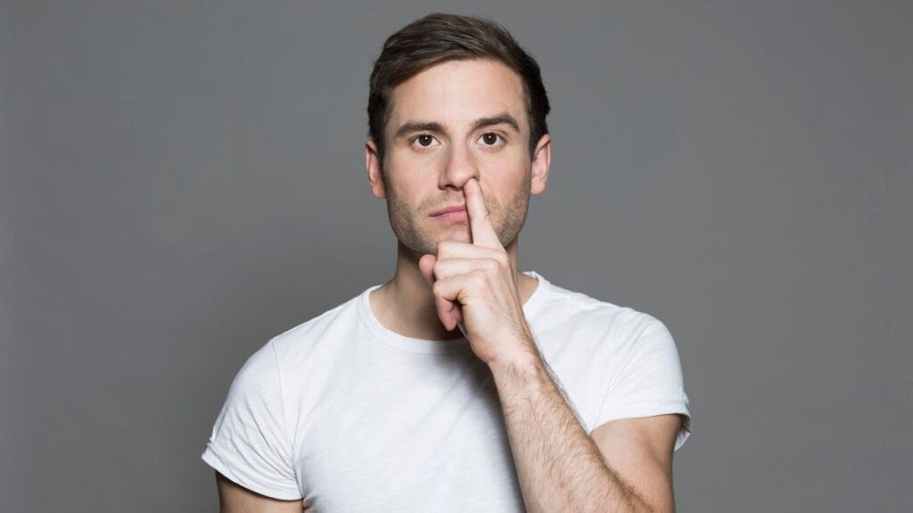 85% Of Healthcare Workers Nose-Pick, More Than Triples Covid-19 Risk