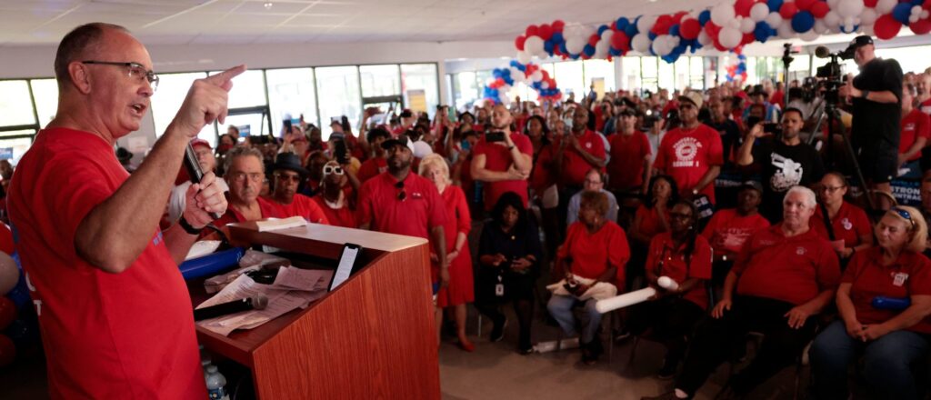 US-AUTO-ECONOMY-LABOUR-CONTRACTS