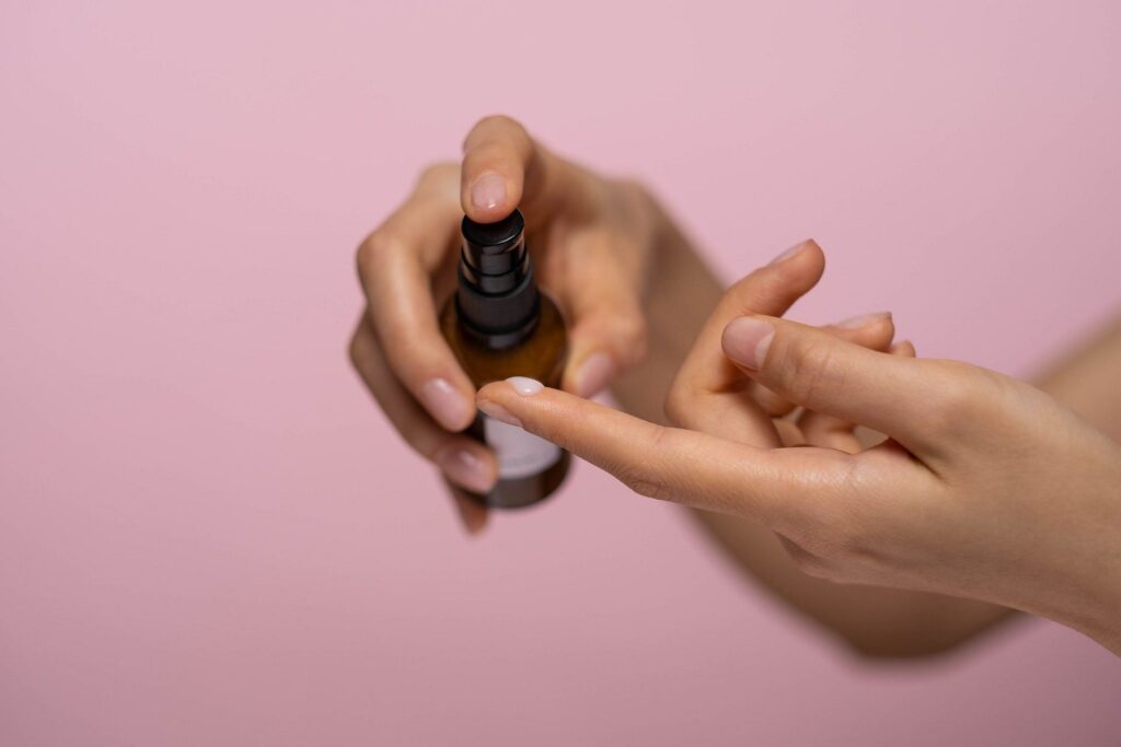 Malic acid for skin offers several benefits. (Photo via Pexels/Karolina Grabowska)