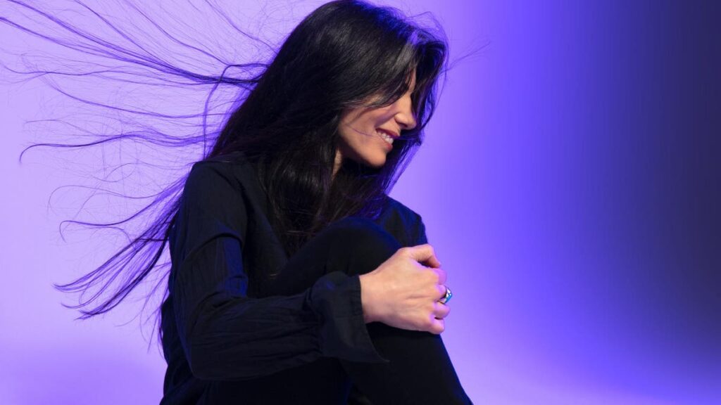 A Pause With Lauren Monroe