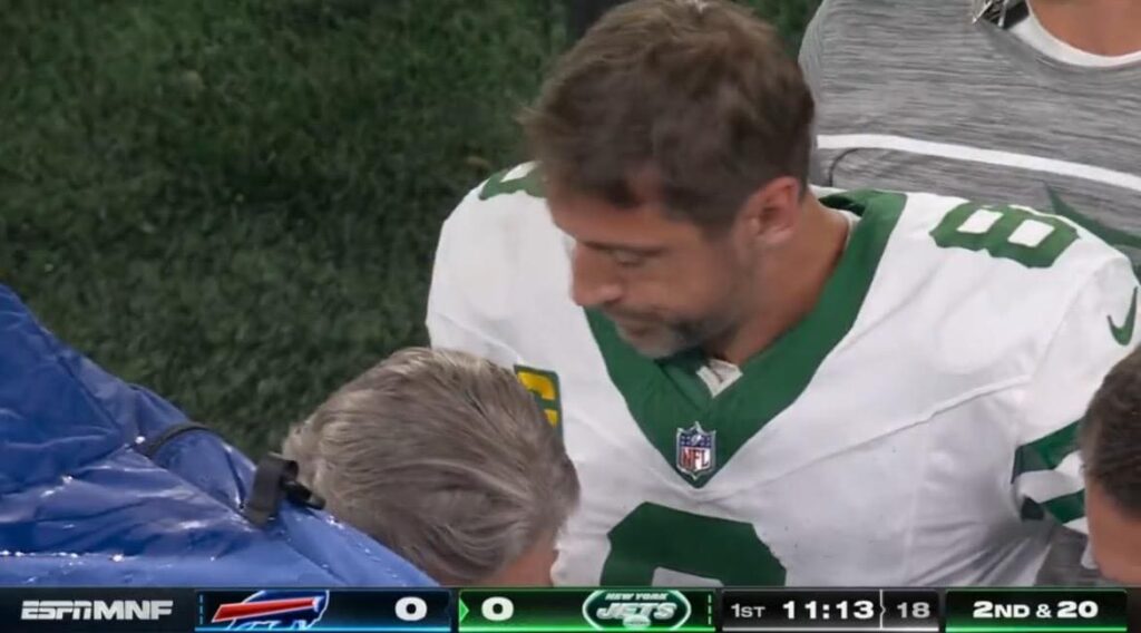 Aaron Rodgers Suffers Ankle Injury Less Than 5 Minutes Into Jets Debut - OUT FOR GAME (VIDEO) | The Gateway Pundit