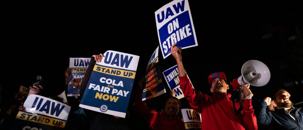 United Auto Workers Hold Limited Strikes As Contract Negotiations Expire
