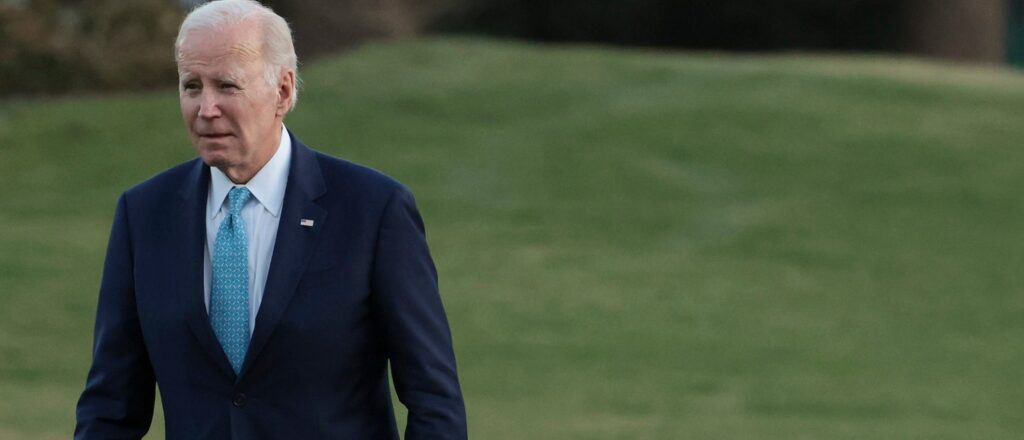 President Biden Returns To The House After Speaking In Virginia