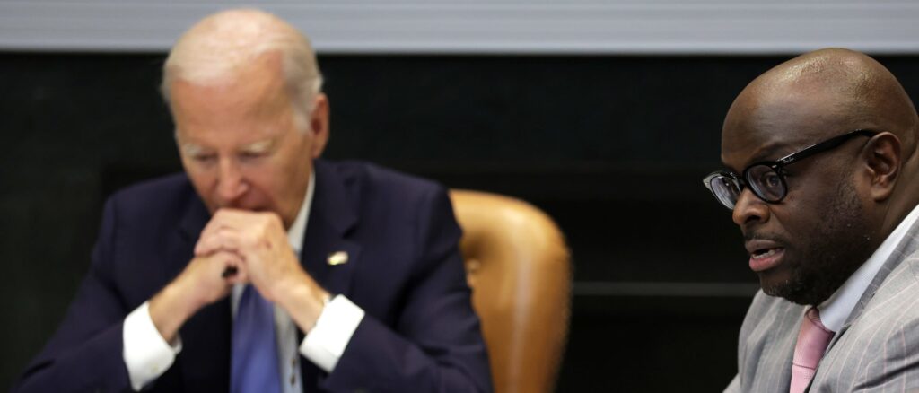 President Biden And VP Harris Host President