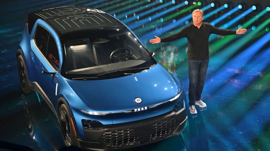 Stocks making the biggest moves premarket: FSR, TSLA UNFI