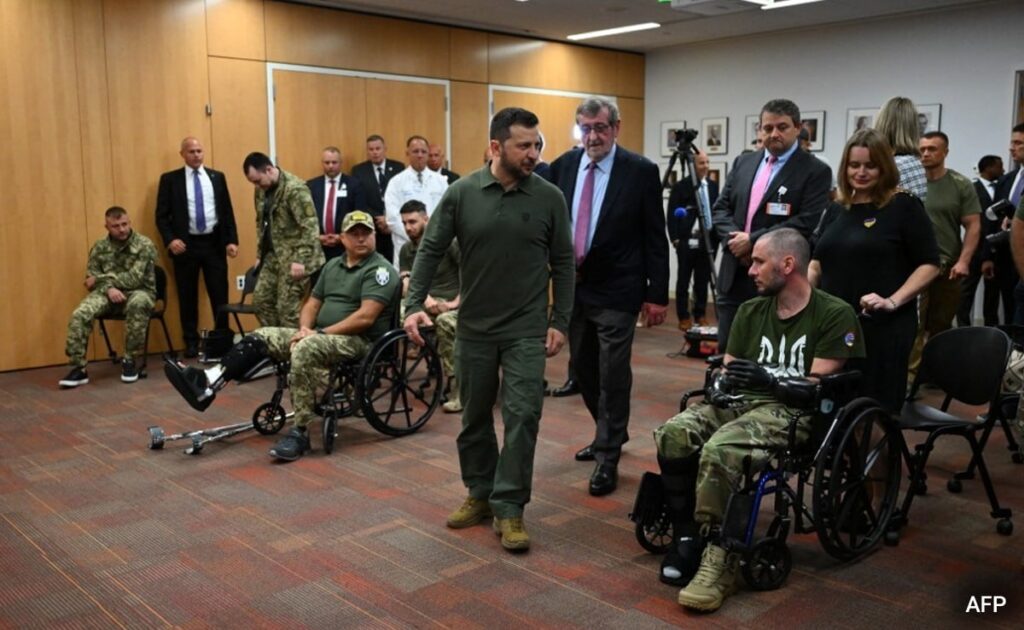 Volodymyr Zelensky Meets Injured Ukraine Soldiers In US Ahead Of UNGA, Tells Them To "Stay Strong"