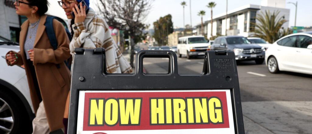 Unemployment Benefit Applications Decline To Lowest Level Since April 2022