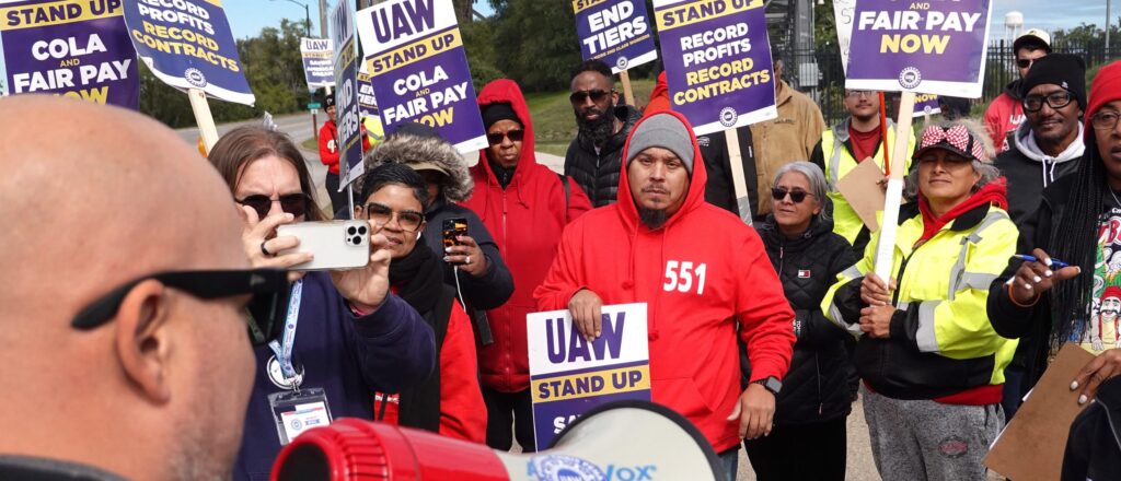 UAW Strike Continues, As Autoworkers Picket Outside Chicago