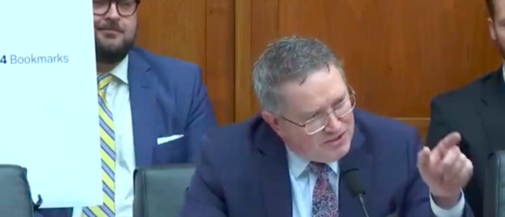 Thomas Massie questions Olivia Troye about censorship