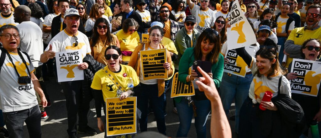 US-ECONOMY-JOURNALISM-UNIONS-STRIKE-LATIMES