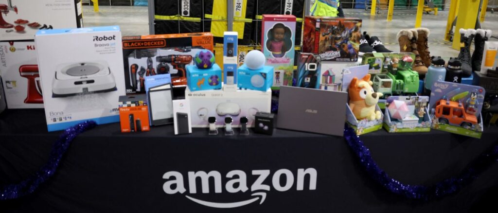 Amazon Delivery Station In Georgia Fulfill Orders On Cyber Monday