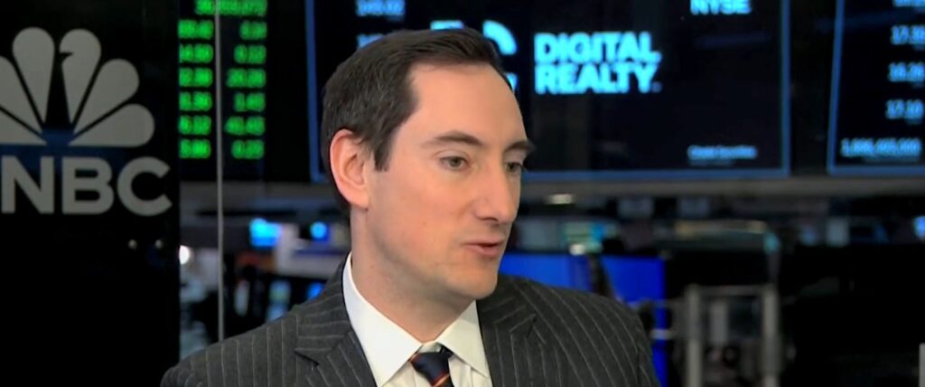 DCNF - Hollenhurst CNBC Economy Recession - Featured