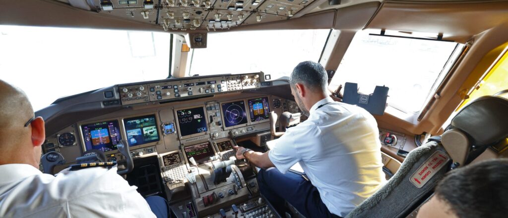 UAE-ENVIRONMENT-AVIATION-ENERGY-EMIRATES