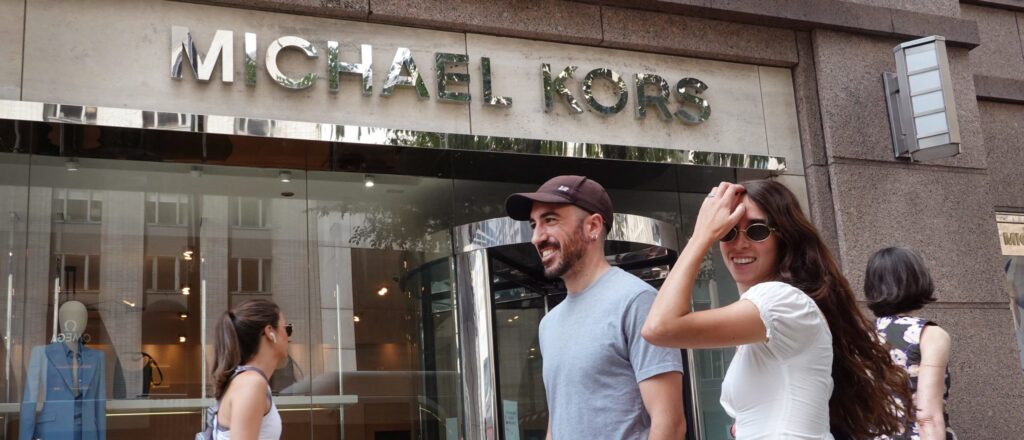 Fashion Giant Tapestry To Purchase Capri Holdings