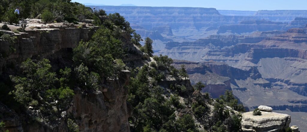 US-POLITICS-BIDEN-GRANDCANYON