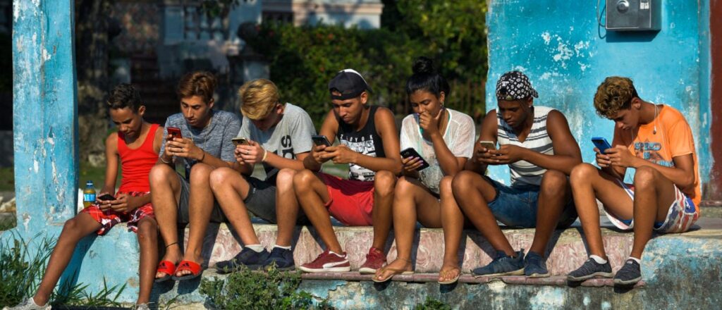 Communist Cuba Outraged As Starlink Commits Crime Of Providing Internet