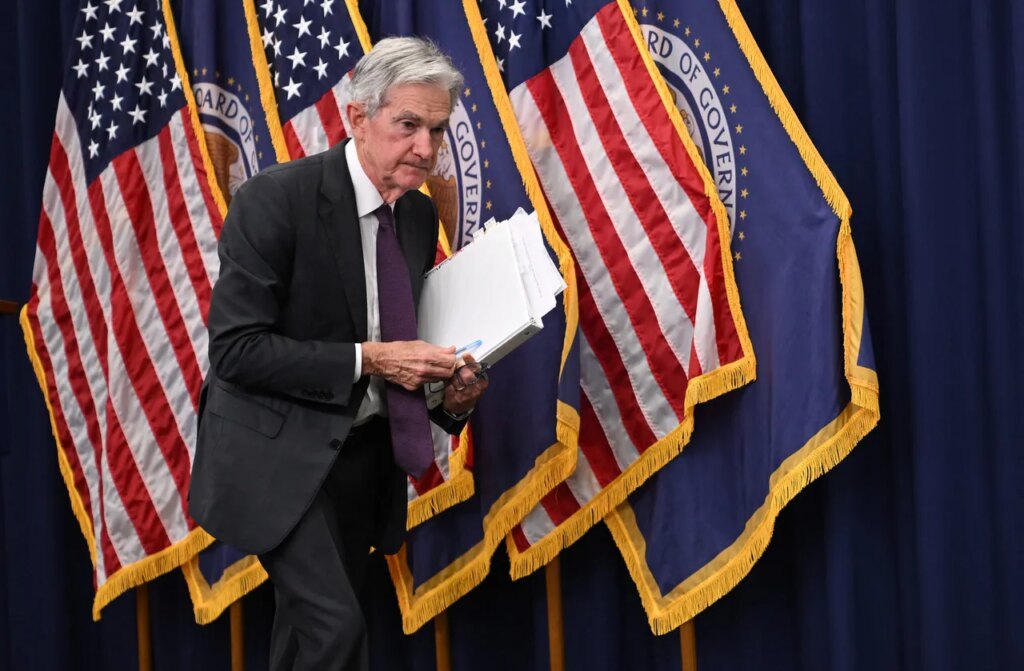 4 Fed Members Send Jerome Powell Out To Pasture By Bucking Him On Final Interest Rate Decision