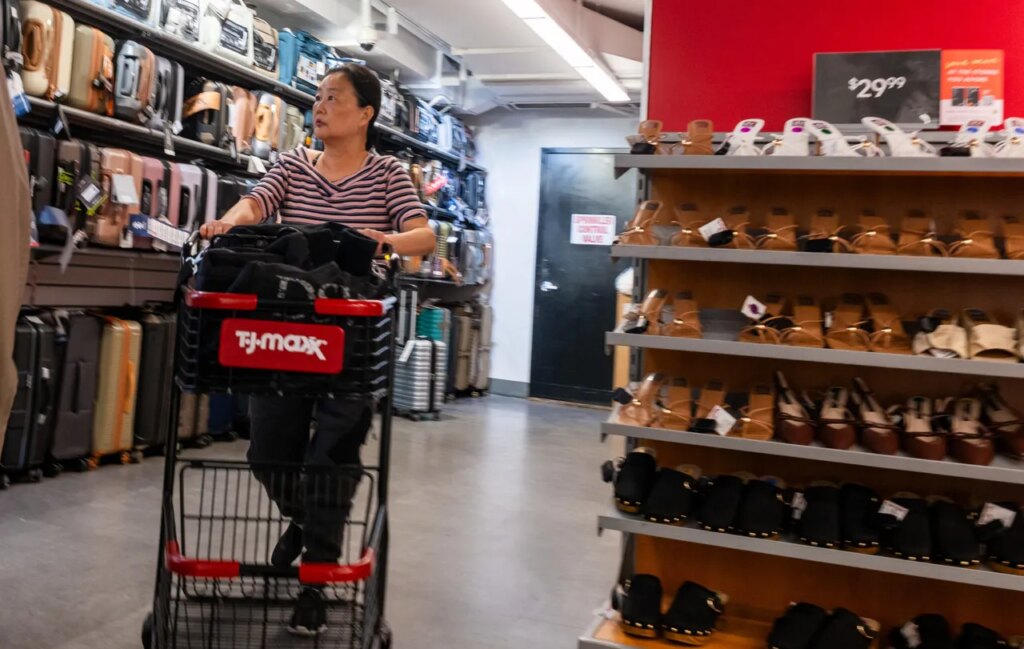 Democratic Trifecta States Choking Out Economic Competitiveness As Red States Thrive, Analysis Finds