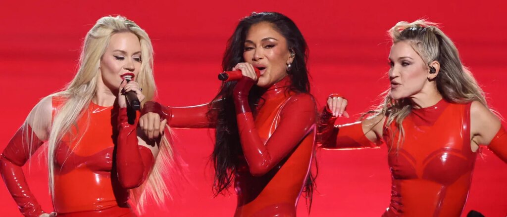 Best Music From ’90s And 2000s Dominate The American Music Awards Best Music From ’90s And 2000s Dominate The American Music Awards