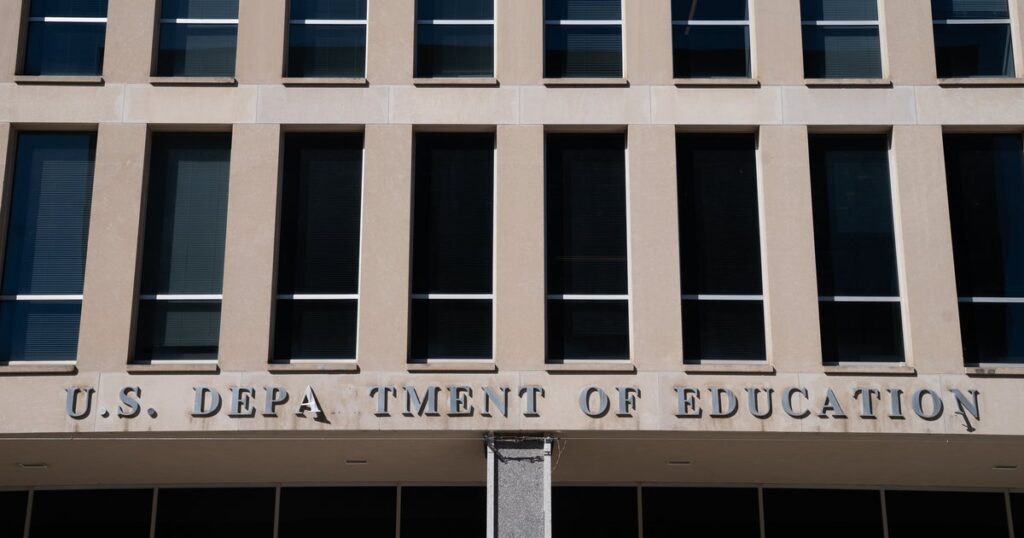 Education Department’s Wild Sink Post Goes Viral For Hilarious Reason Education Department’s Wild Sink Post Goes Viral For Hilarious Reason