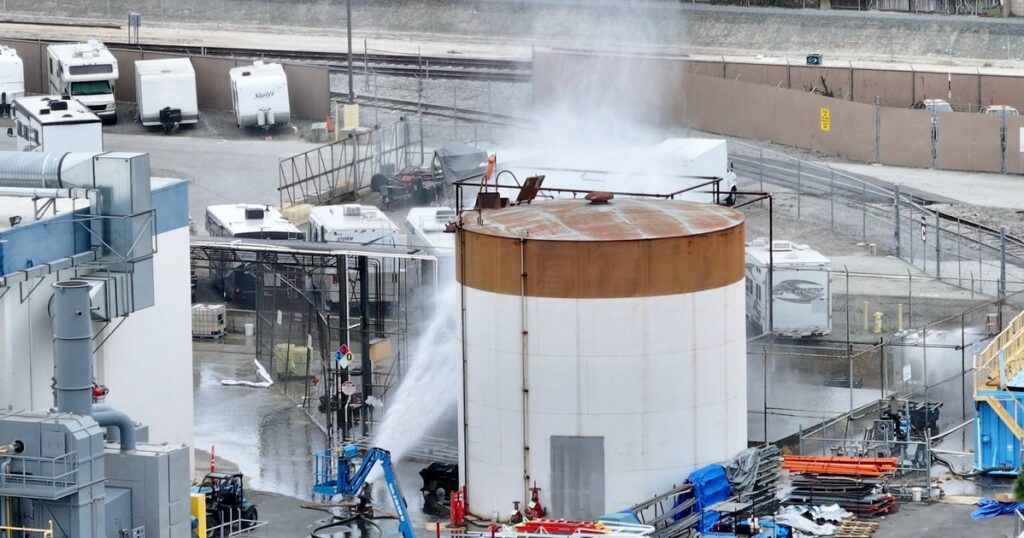 Evacuation Ordered In California After Chemical Tank Leak Evacuation Ordered In California After Chemical Tank Leak