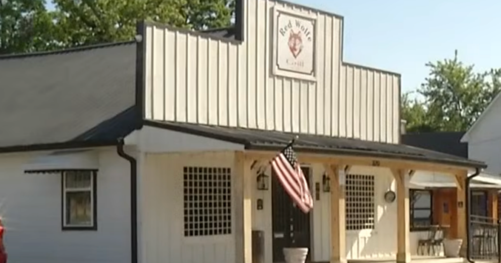 Georgia Town Holds Meeting After Mayor Fires Entire Police Force