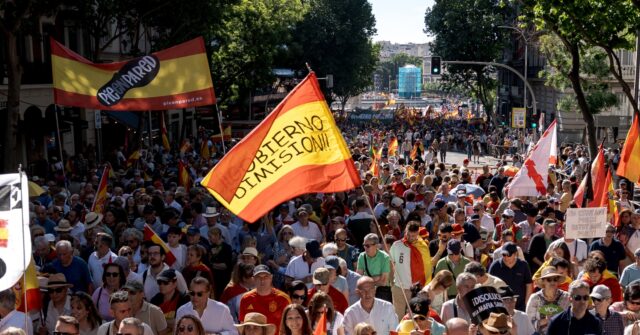 Tens of Thousands Protest in Madrid Calling for Resignation of Socialist PM