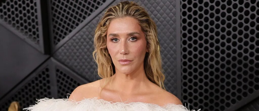 Kesha Says She Carries A Piece Of Placenta, Creates Jewelry Out Of Human Teeth