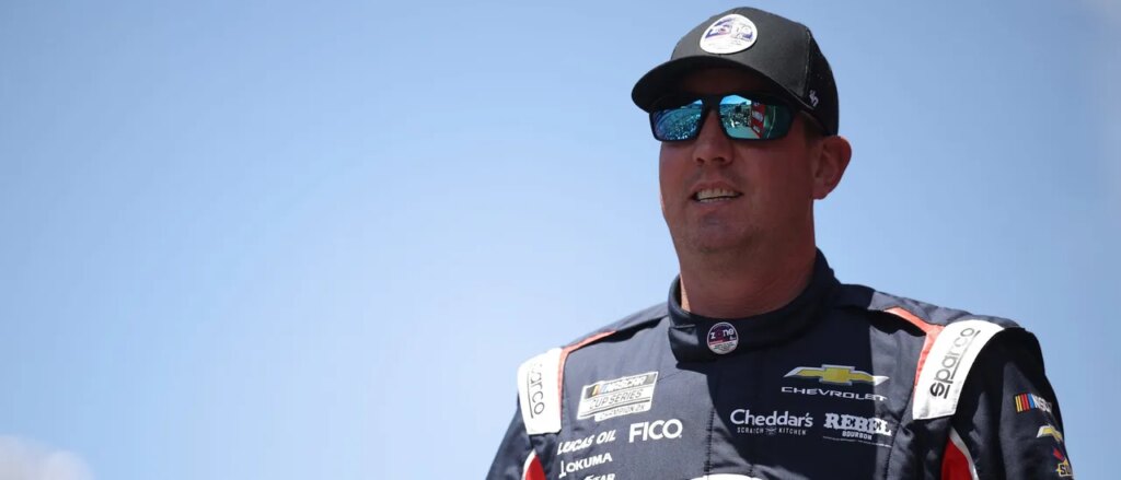 Kyle Busch Placed In Hospital Due To ‘Severe Illness,’ Will Not Participate In Coca-Cola 600 Kyle Busch Placed In Hospital Due To ‘Severe Illness,’ Will Not Participate In Coca-Cola 600