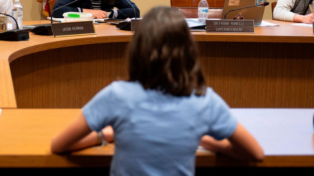 Parents Are Fighting To Opt Kids Out Of Using Screens In Schools Parents Are Fighting To Opt Kids Out Of Using Screens In Schools