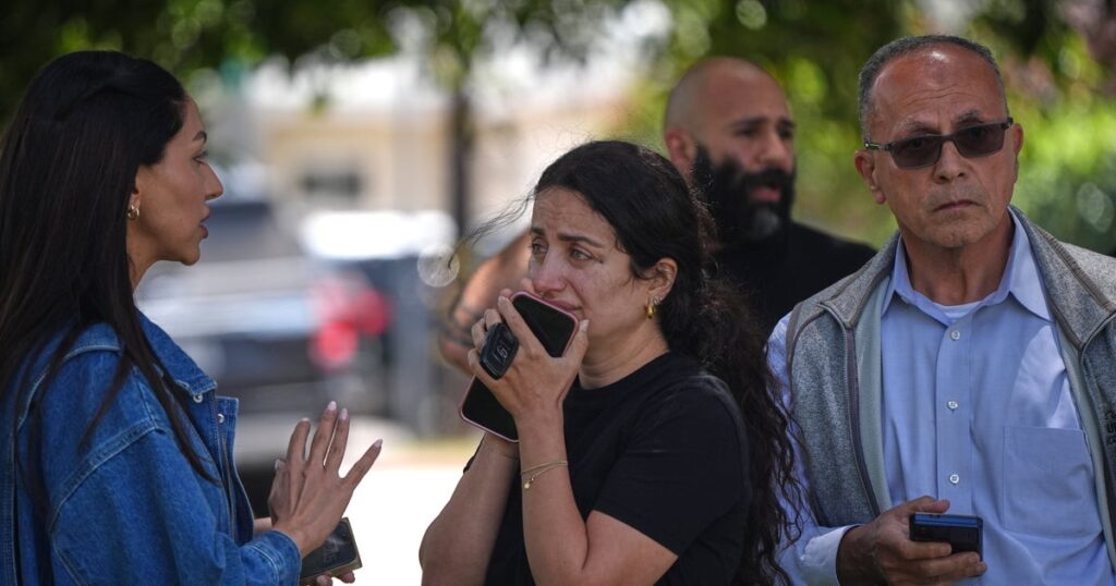 Teenage Gunmen Open Fire On San Diego Mosque, Killing 3 Men And Then Themselves