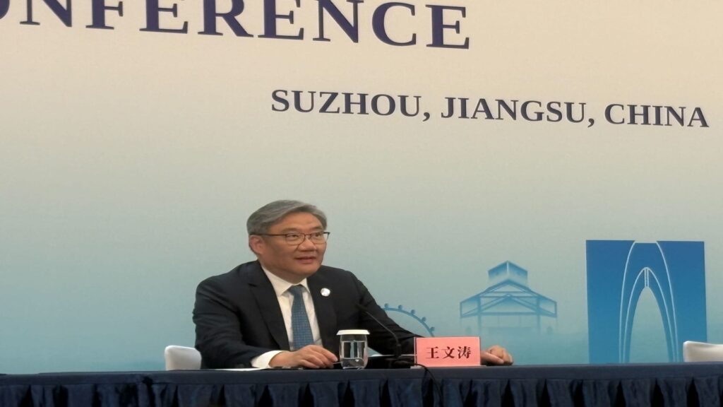 Three signs from APEC that the U.S., China remain far apart on trade Three signs from APEC that the U.S., China remain far apart on trade
