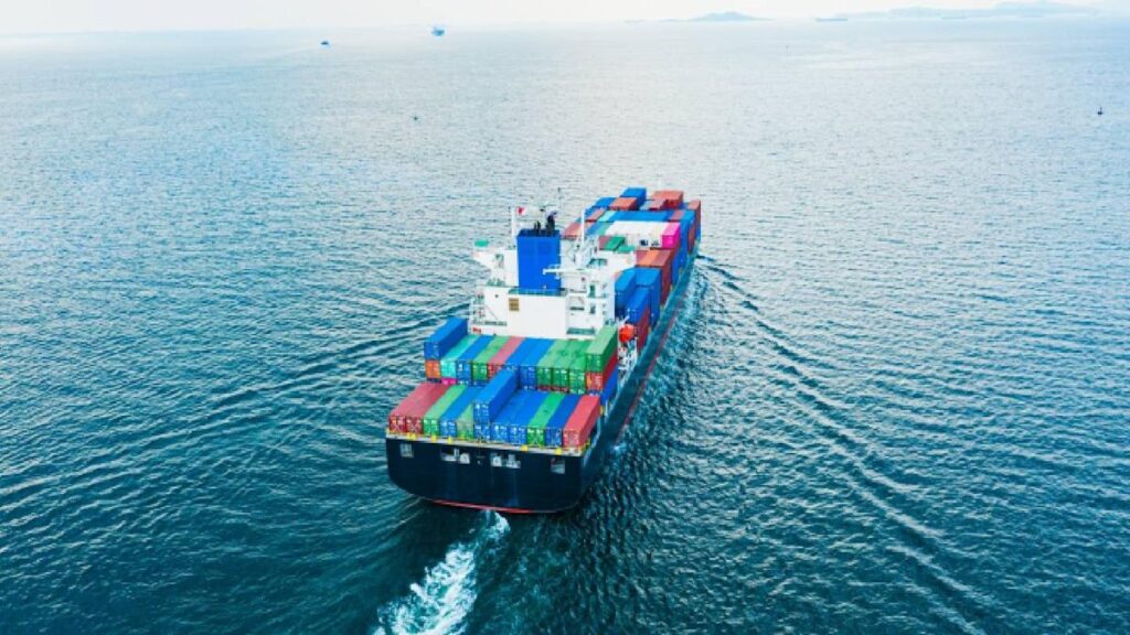 US container imports dip in April amid Middle East and trade tensions US container imports dip in April amid Middle East and trade tensions