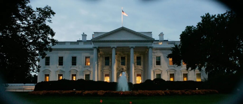 White House Secured Following Reports Of Multiple Gunshots Outdoors White House Secured Following Reports Of Multiple Gunshots Outdoors
