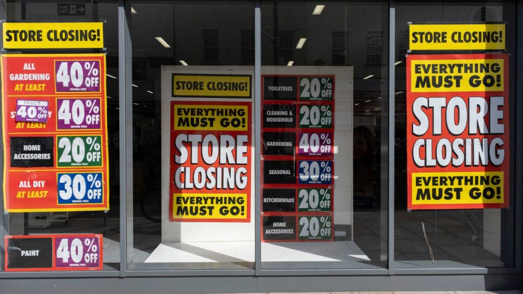 102-year-old fashion giant faces 400 store closures