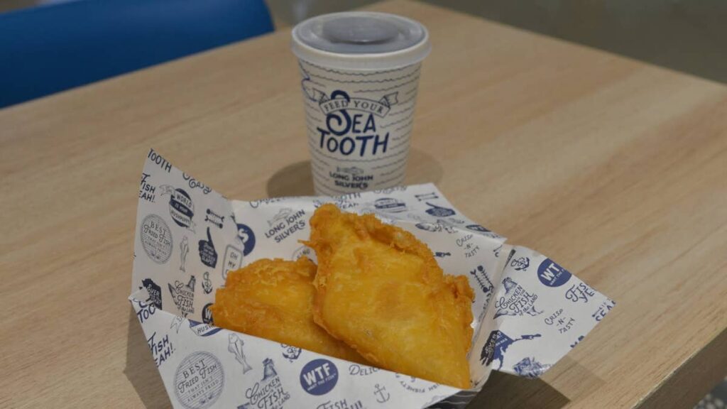 After closing 1,000 restaurants, seafood chain sees clear sailing
