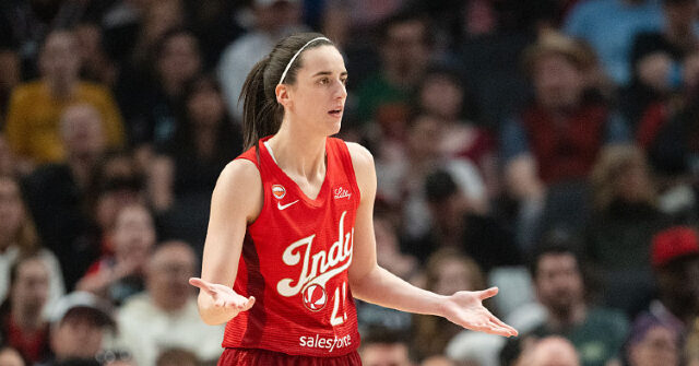 Caitlin Clark Erupts in Anger After Coach Benches Her
