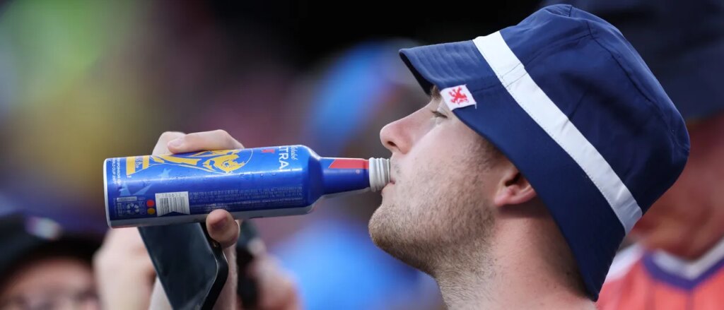 Beer Crisis In Boston After Scotland Fans Drink Local Bars Dry Beer Crisis In Boston After Scotland Fans Drink Local Bars Dry