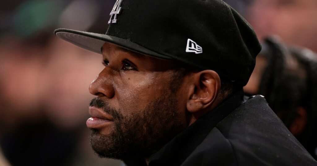 Boxer Floyd Mayweather Faces Felony Charges In Las Vegas